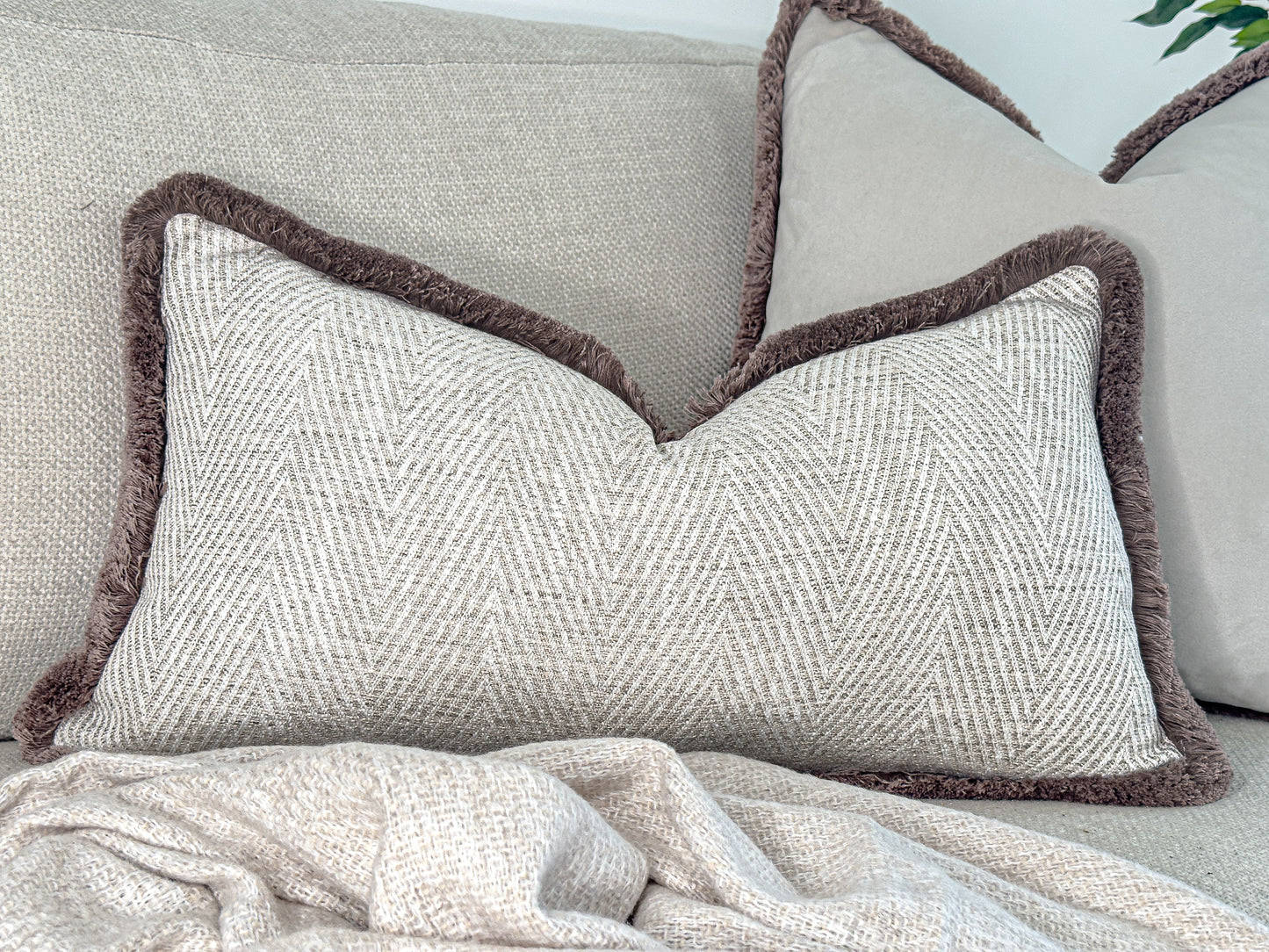 HERRINGBONE NATURAL | Fringe Cushion
