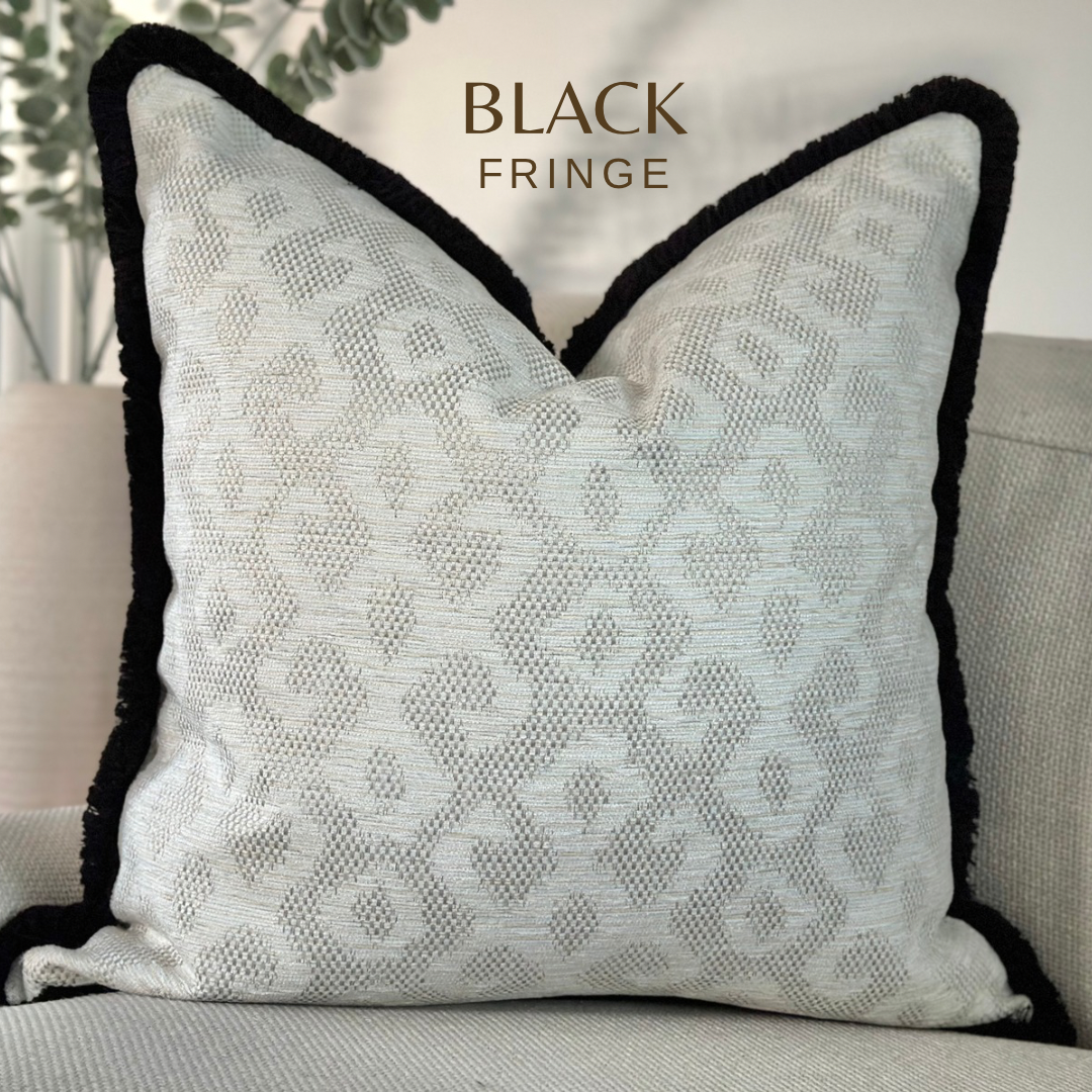 Ivory patterned cushion - Fringed or piped | BELLA