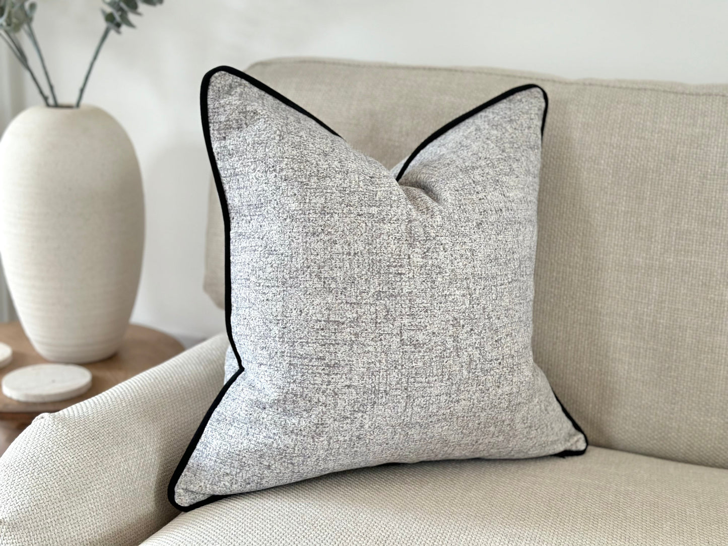 HAMPTONS | Piped cushion