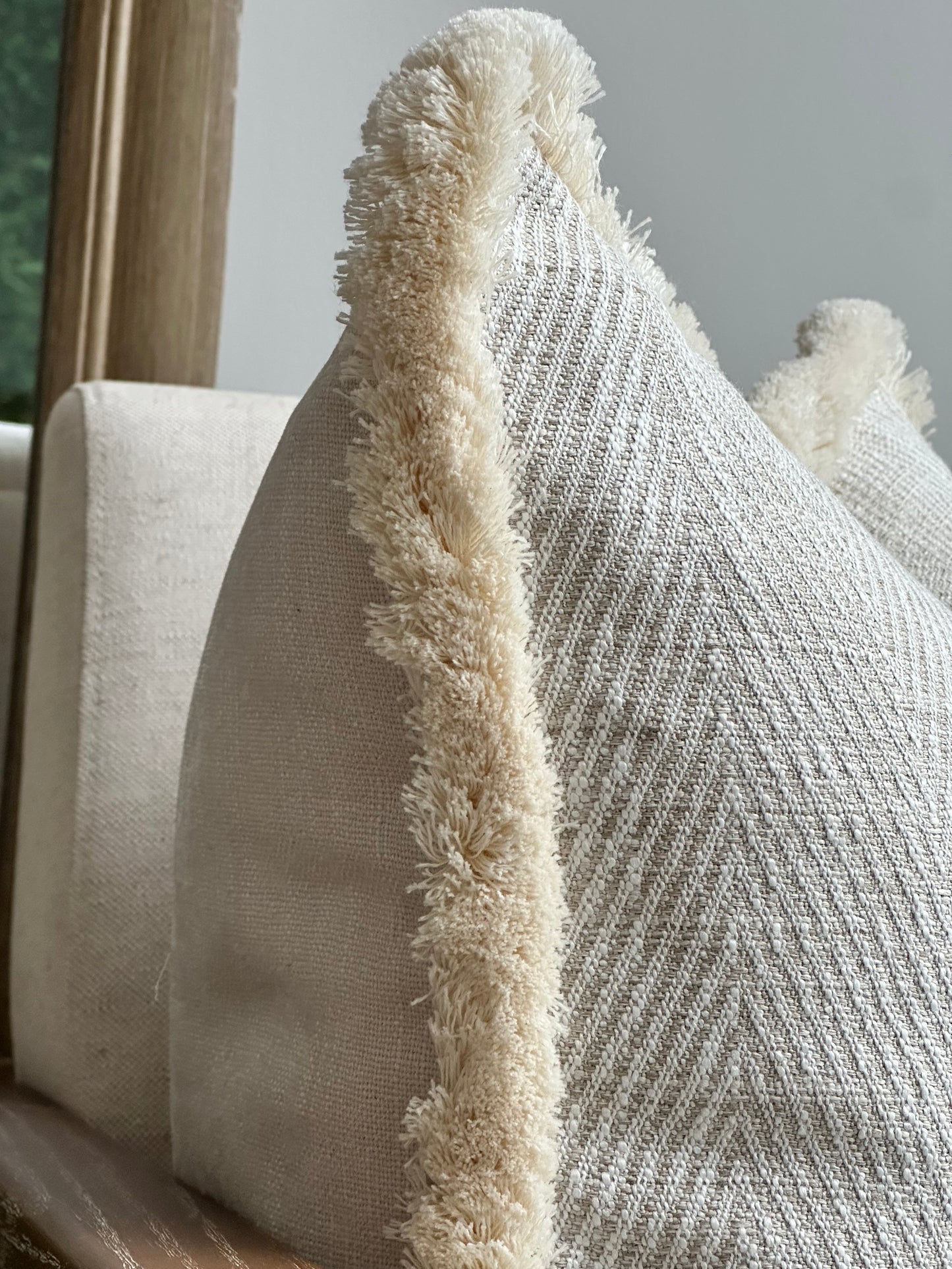 Natural Herringbone Cover with fringe 45x45cm - Last 1