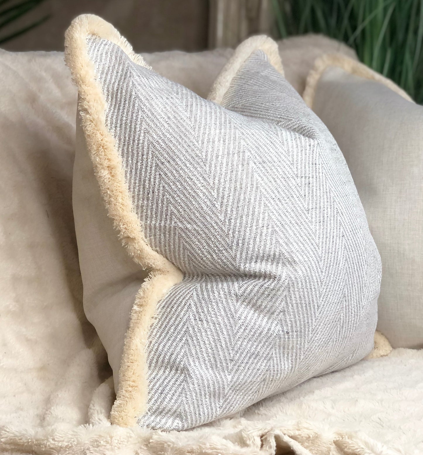 HERRINGBONE GREY | Fringe Cushion