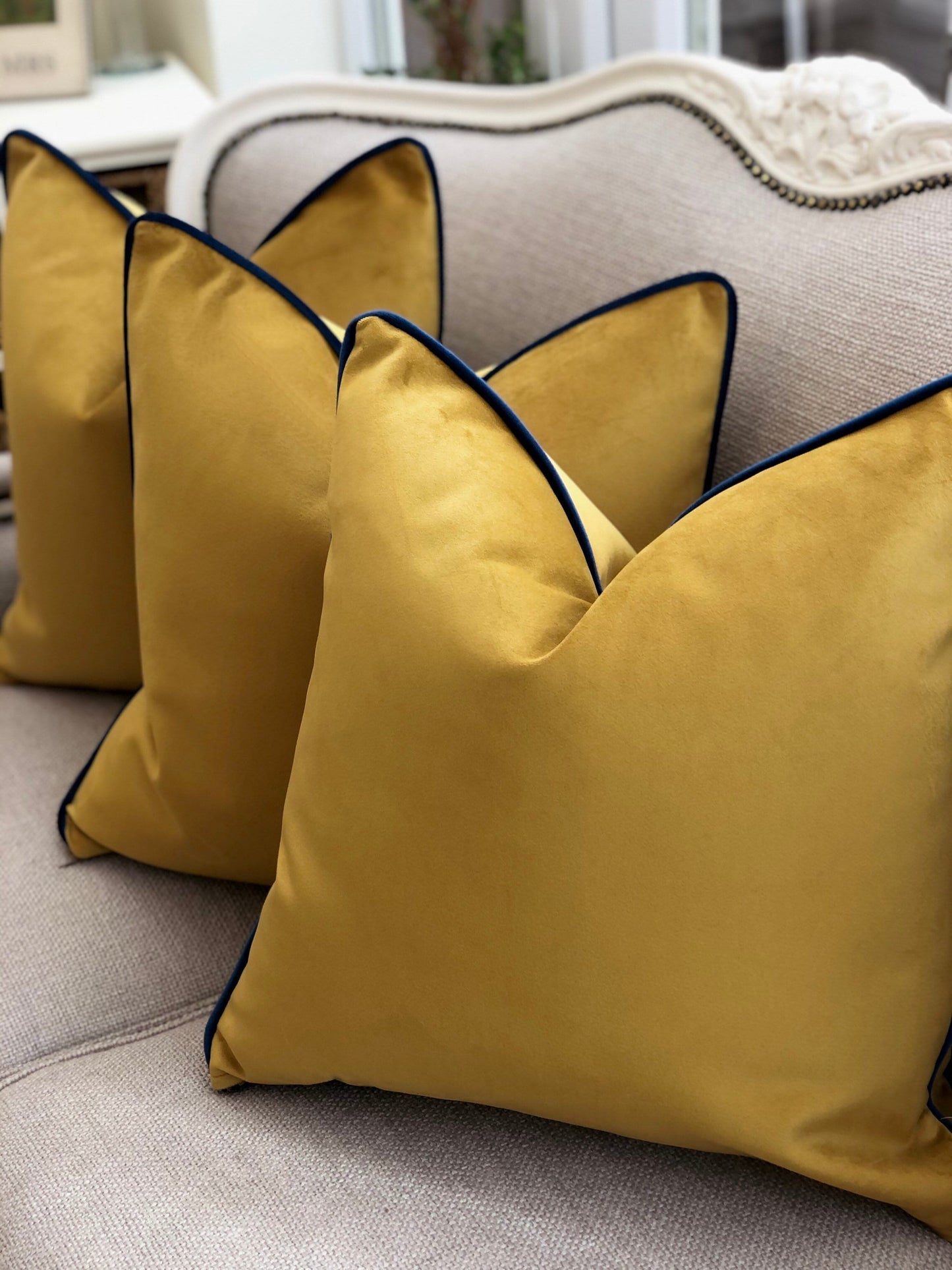 gold velvet scatter cushions