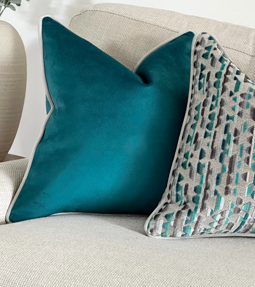 TEAL VELVET | Cushion