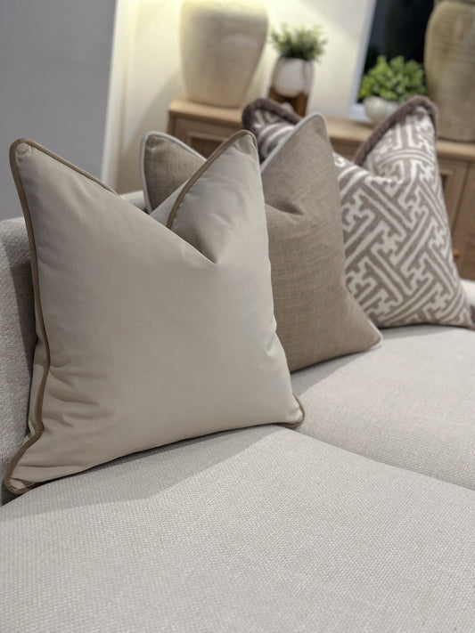 PUTTY VELVET | Cushion