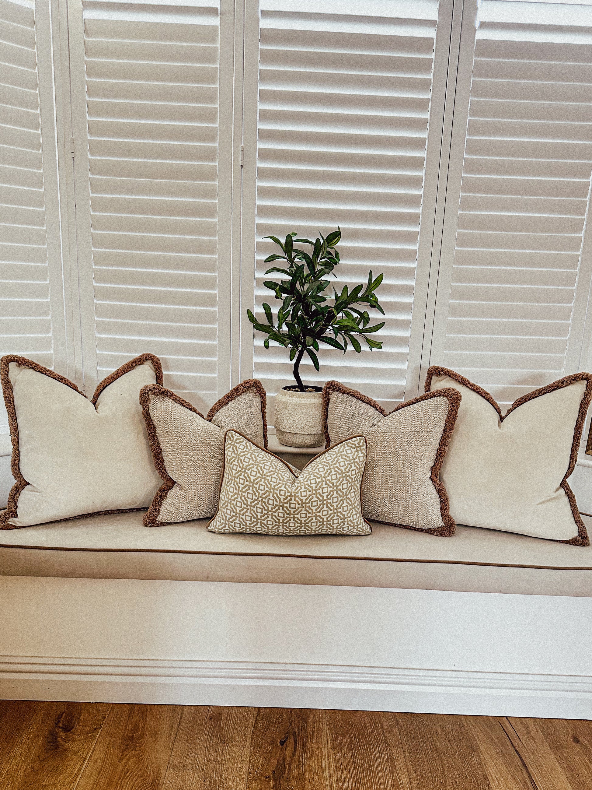 Neutral sofa or bed throw pillow set 
