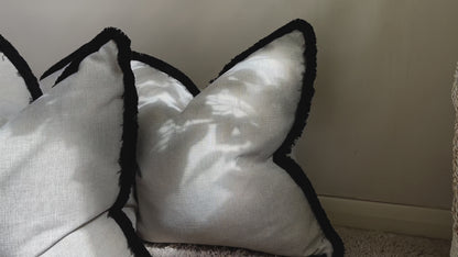 HADLEY | Fringe cushion